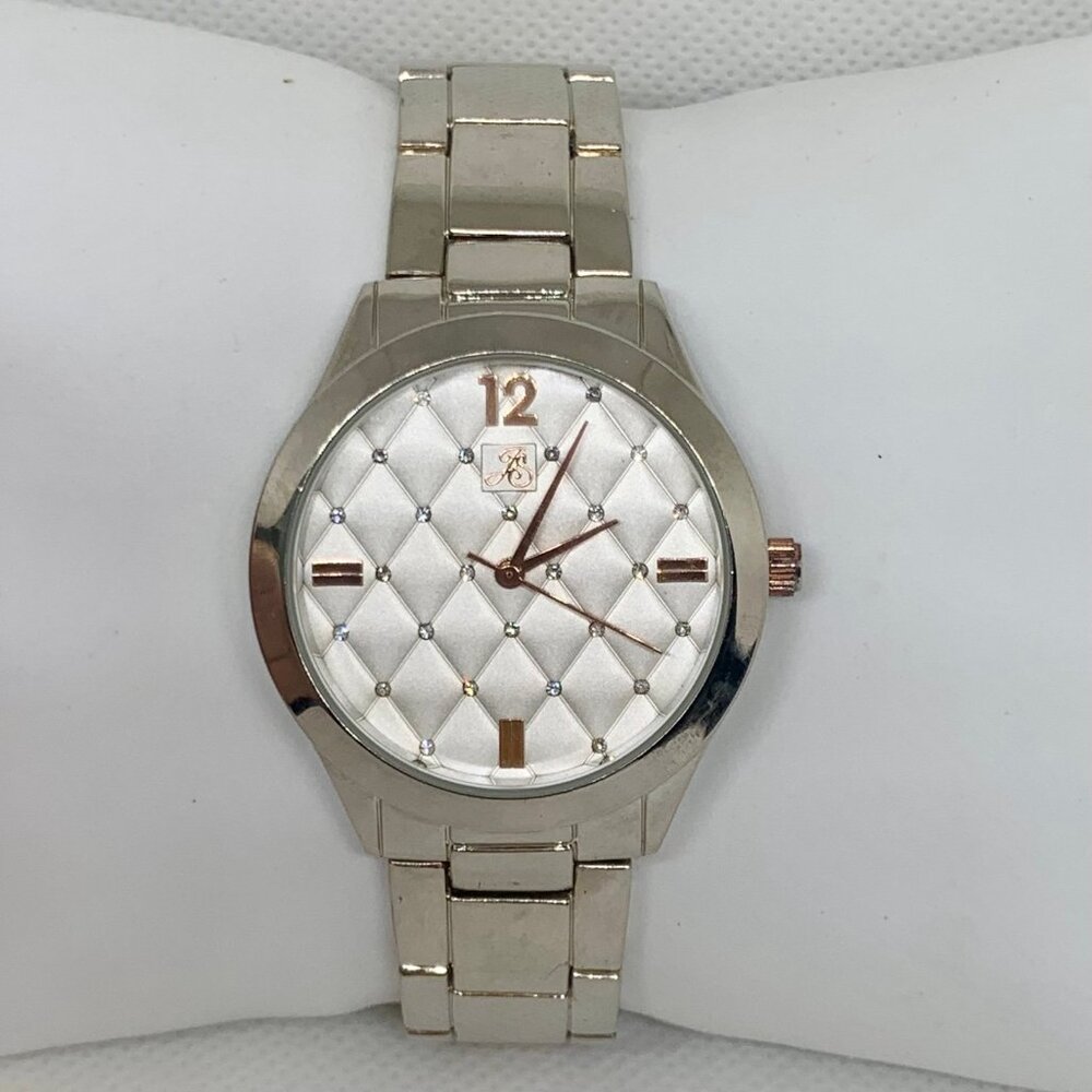 FMD Men silver tone quartz analog wrist watch 35mm case adjustable link running